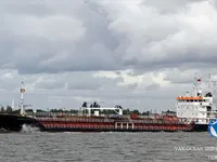 তেল/রাসায়নিক ট্যাঙ্কার বিক্রির জন্য