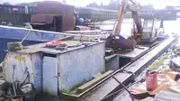 বার্জ বিক্রির জন্য
