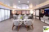 ক্রুজ জাহাজ বিক্রির জন্য