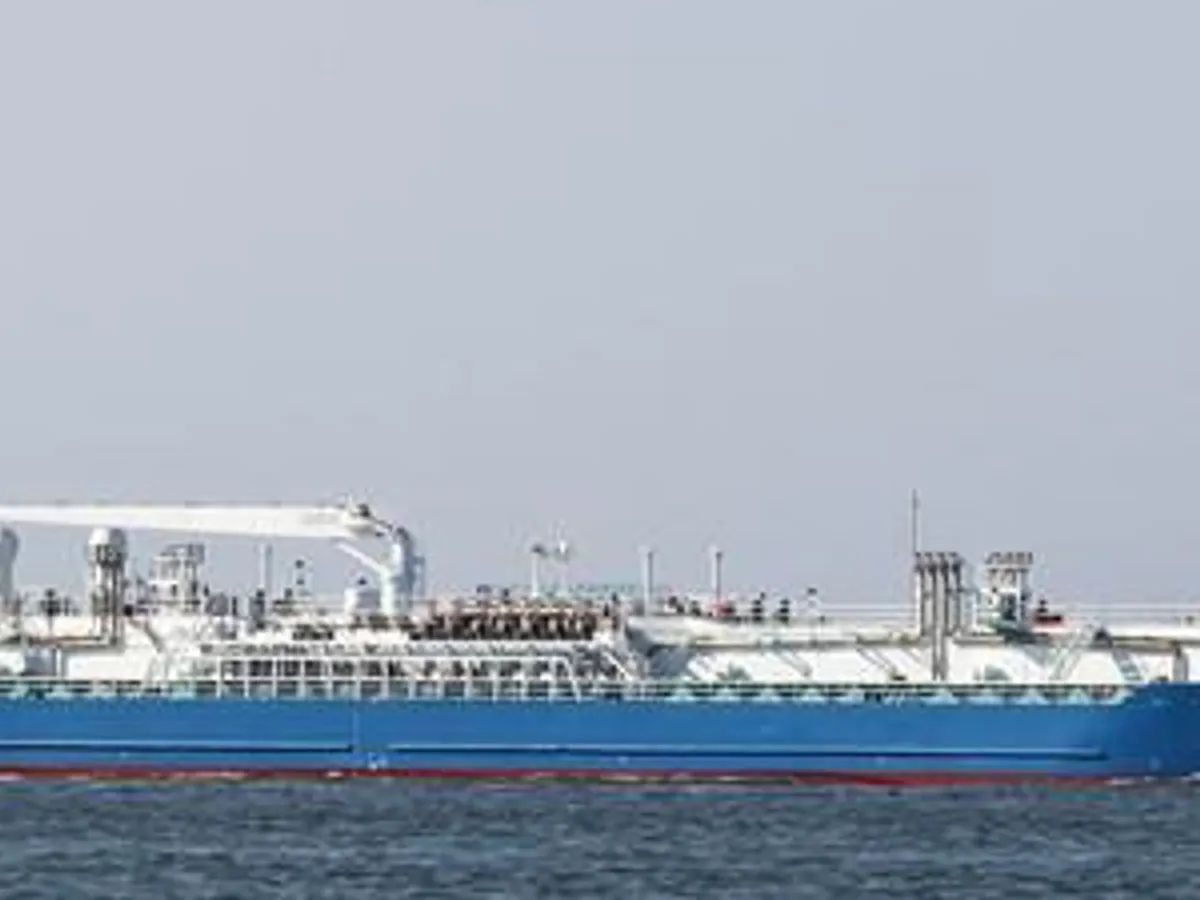 তেল/রাসায়নিক ট্যাঙ্কার বিক্রির জন্য