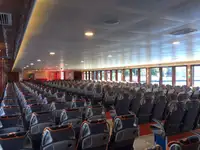 ক্রুজ জাহাজ বিক্রির জন্য
