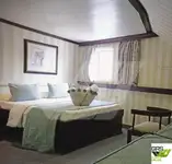ক্রুজ জাহাজ বিক্রির জন্য