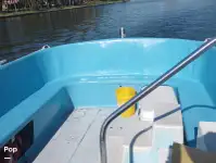 ক্রুজফেরি বিক্রির জন্য
