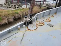 সরবরাহ জাহাজ বিক্রির জন্য