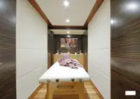 ইয়ট বিক্রির জন্য