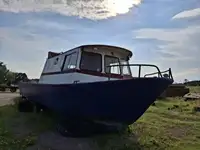ওয়ার্ক বোট বিক্রির জন্য