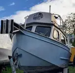 ওয়ার্কবোট বিক্রির জন্য
