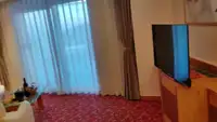 ক্রুজ জাহাজ বিক্রির জন্য