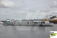 ক্রুজ জাহাজ বিক্রির জন্য