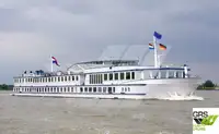 ক্রুজ জাহাজ বিক্রির জন্য