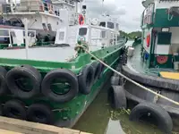 ক্রু বোট বিক্রির জন্য