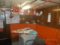 ক্রু বোট বিক্রির জন্য