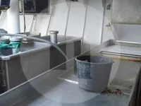 মাছ ধরার জাহাজ বিক্রির জন্য