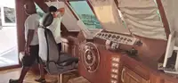 ক্রুজ জাহাজ বিক্রির জন্য