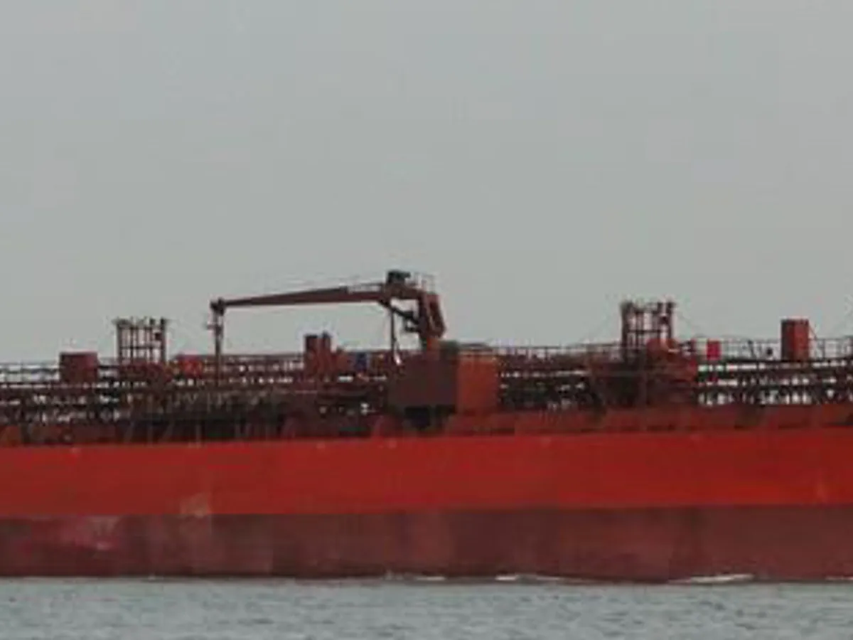 তেল/রাসায়নিক ট্যাঙ্কার বিক্রির জন্য