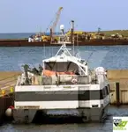 ক্রু বোট বিক্রির জন্য