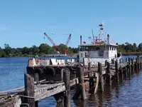 প্যাট্রোল বোট বিক্রির জন্য