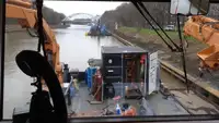 কন্টেইনার জাহাজ বিক্রির জন্য