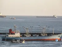 রিফার জাহাজ বিক্রির জন্য