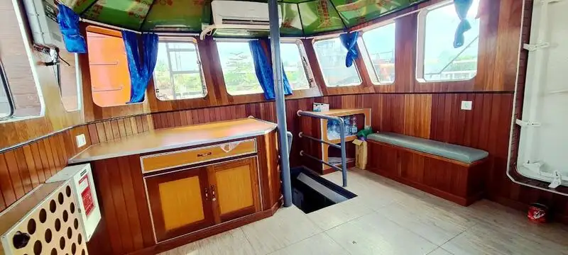 টগবোট বিক্রির জন্য