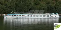 ক্রুজ জাহাজ বিক্রির জন্য