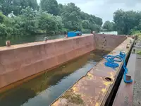 বার্জ বিক্রির জন্য