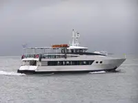 যাত্রীবাহী জাহাজ বিক্রির জন্য