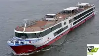 ক্রুজ জাহাজ বিক্রির জন্য