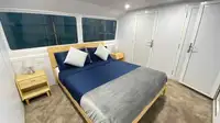 ক্যাটামারান বিক্রির জন্য