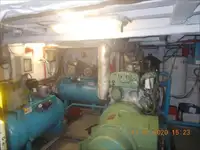 ক্রু বোট বিক্রির জন্য
