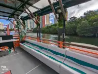 ক্রুজ জাহাজ বিক্রির জন্য