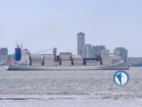 রিফার জাহাজ বিক্রির জন্য