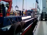 ক্রু বোট বিক্রির জন্য