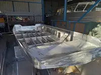 ওয়ার্ক বোট বিক্রির জন্য