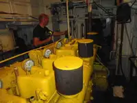 Oil/Chemical tanker বিক্রির জন্য
