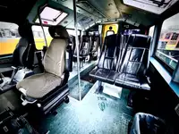 ক্রু বোট বিক্রির জন্য