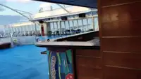 ক্রুজ জাহাজ বিক্রির জন্য