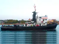 টাউবোট বিক্রির জন্য