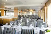 ক্রুজ জাহাজ বিক্রির জন্য