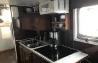 Trawler বিক্রির জন্য