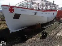 লাইফবোট বিক্রির জন্য