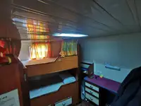 সরবরাহ জাহাজ বিক্রির জন্য