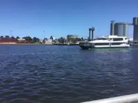 যাত্রী জাহাজ বিক্রির জন্য
