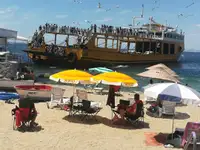 ক্রুজফেরি বিক্রির জন্য