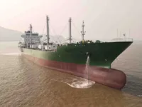 রিফার জাহাজ বিক্রির জন্য