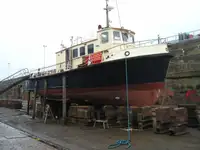 ক্রুজ জাহাজ বিক্রির জন্য