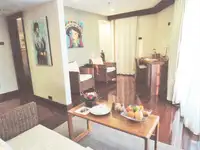 ক্রুজ জাহাজ বিক্রির জন্য