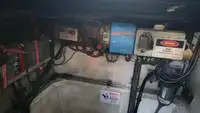কন্টেইনার জাহাজ বিক্রির জন্য