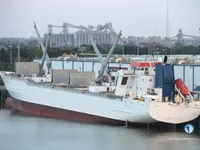 রিফার জাহাজ বিক্রির জন্য