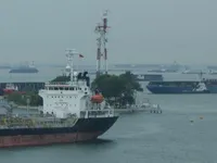 তেল/রাসায়নিক ট্যাঙ্কার বিক্রির জন্য